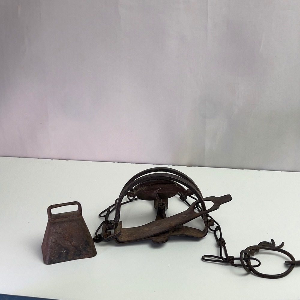 Vintage Rustic Lot Antique Iron Leg Trap Cow Bell Welcome Friends Angel Decor